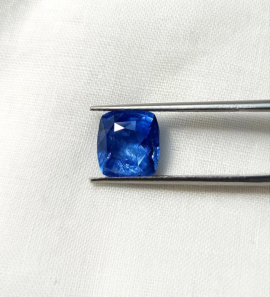 Blue Sapphire ( नीलम ) | Wisdom and Prosperity